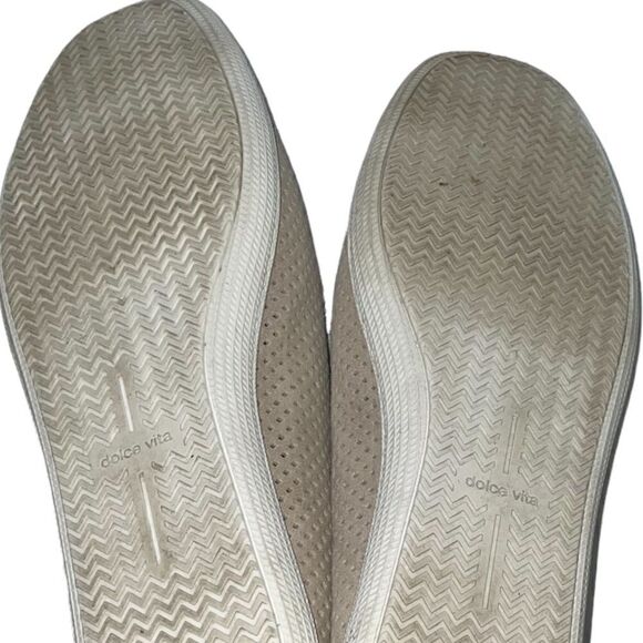 Dolce Vita Suede Slip On Shoes Size 8 Sand Neutral Color - Picture 5 of 5